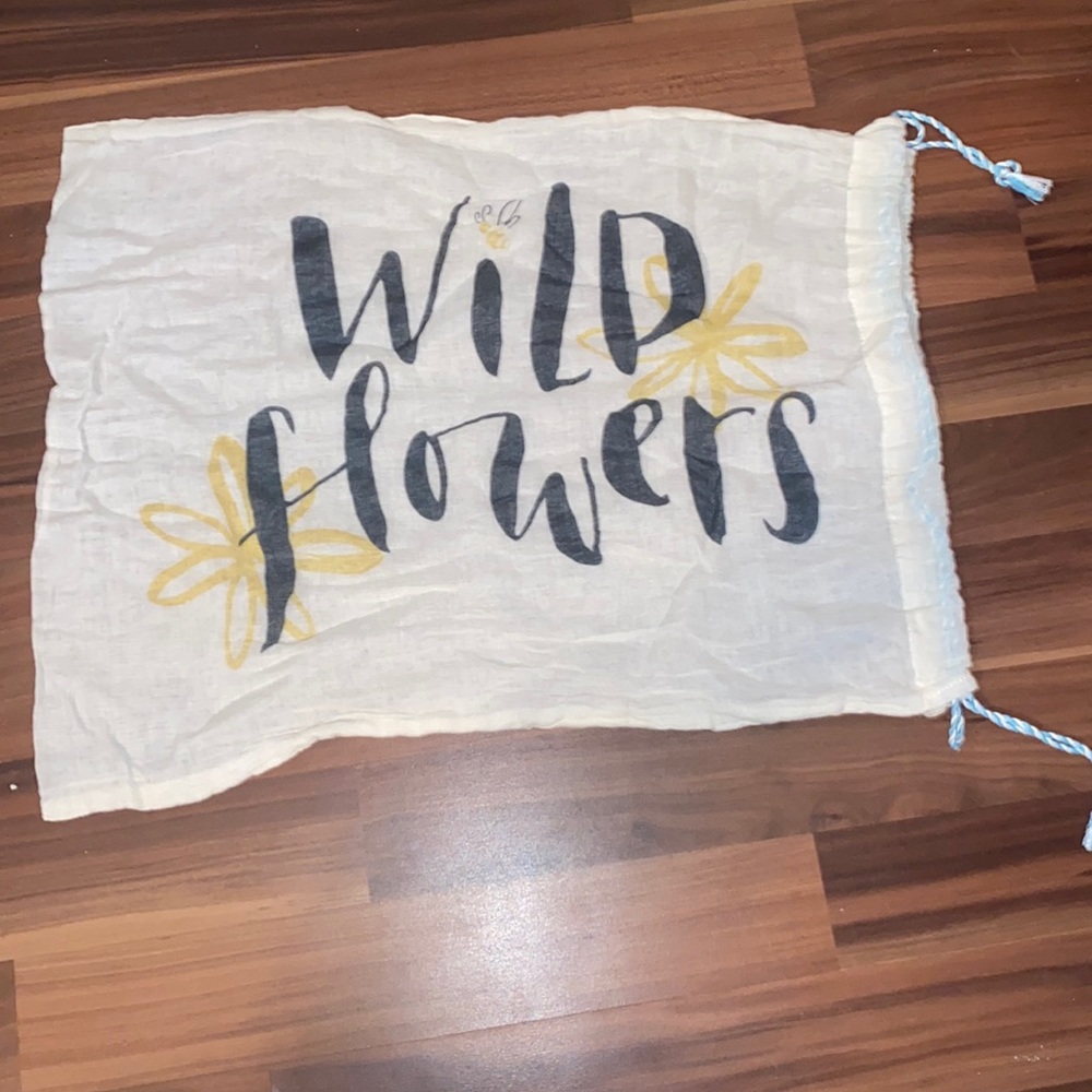 Wildflowers drawstring bag lightweight